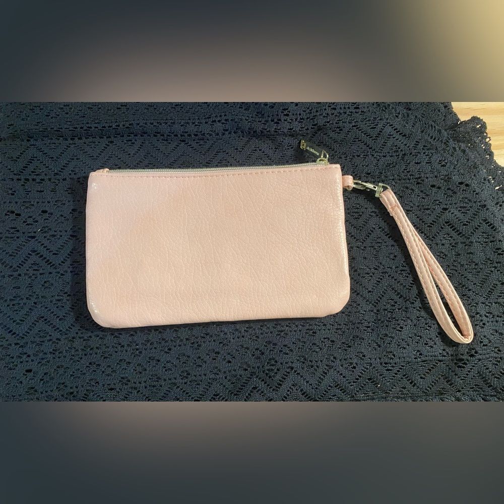 Liz Claiborne Light Pink/Peach Wristlet With Gold Accents - Picture 5 of 8